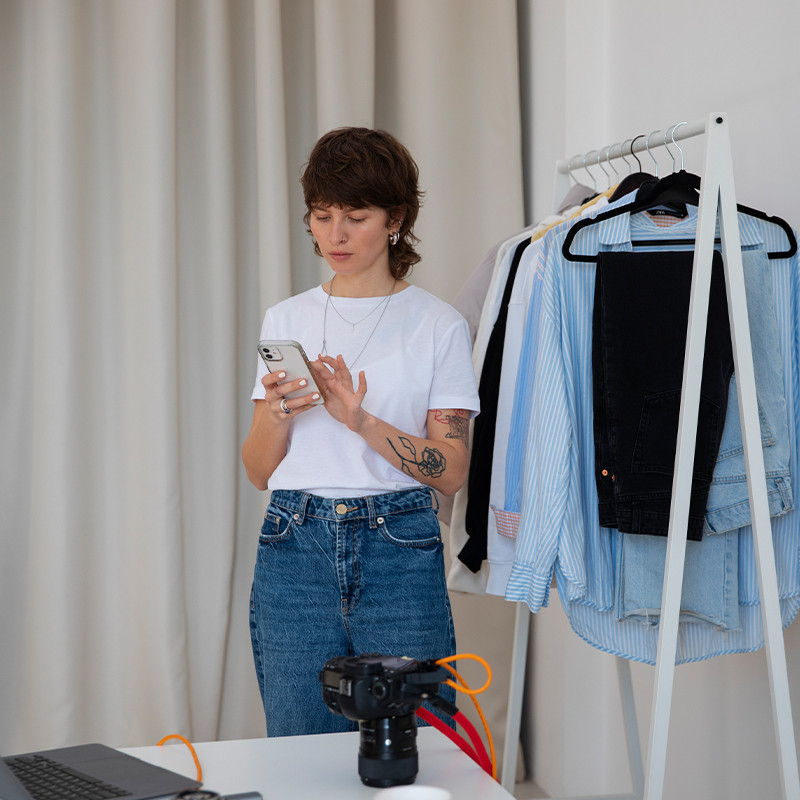 The Algorithm Is Dressing You: How Social Media Is Rewriting Your Wardrobe